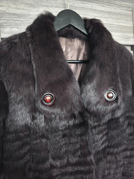 Luxusny pemiovy kozuch z norky, s