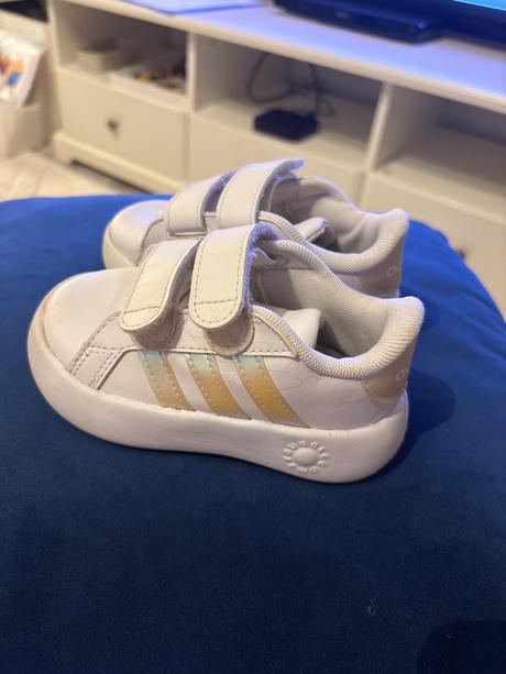 Tenisky adidas, adidas,23