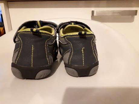 Pohodlné sandálky, 26