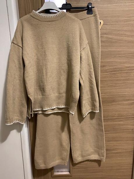 Pletený komplet vel ml, l