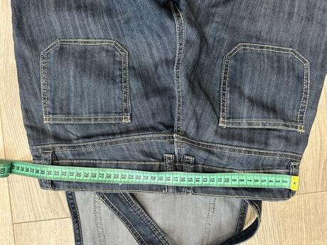 3/4 tmavé rifle na traky, s