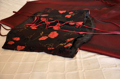 Bordové spoločenské šaty s-m, s