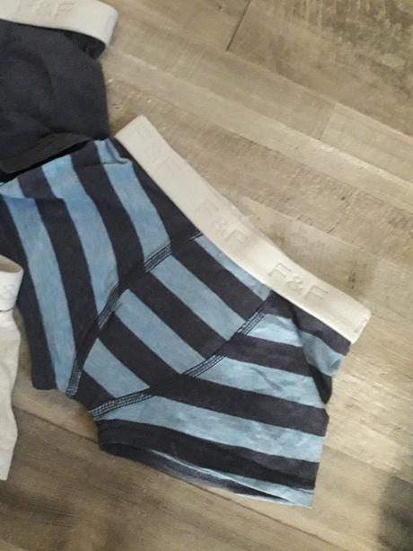 3x boxerky .. cena spolu, f&f,104