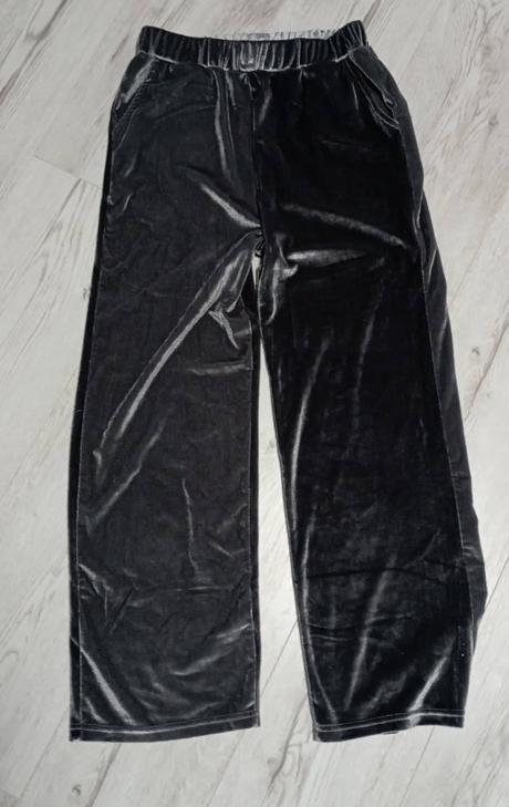 Zamatové nohavice, reserved,152