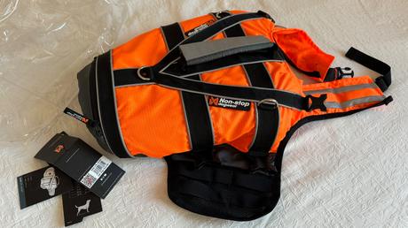 Non-stop plavacia vesta pre psa vel. 6,