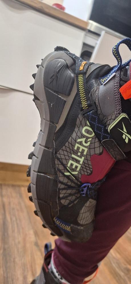 Goratex tenisky reebok  zig konektika 2 edge gtx, reebok,41