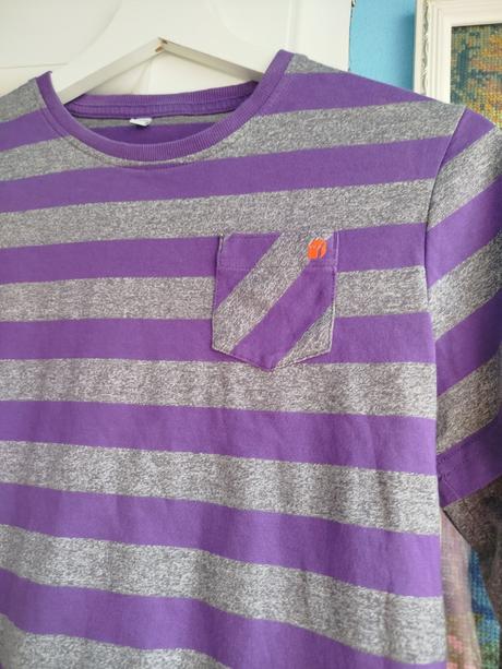 Pekné pásikavé tričko pre 9/10r., 134