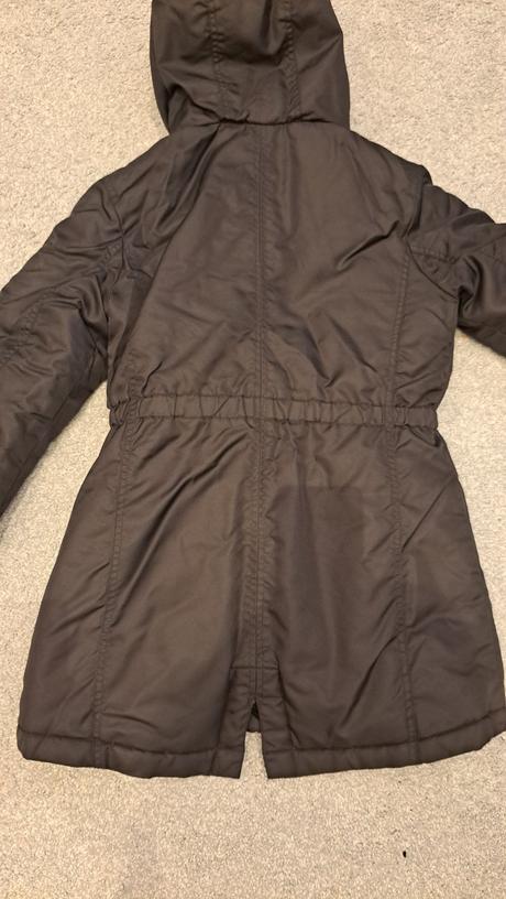 Zimný dievčenský kabát, 146