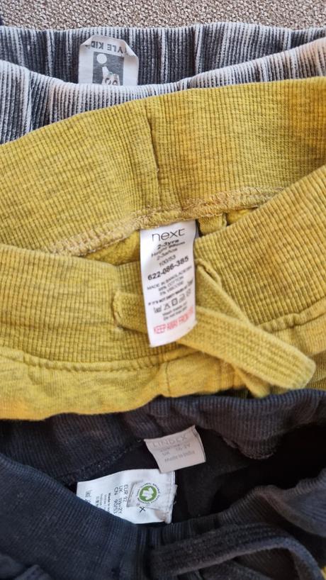 Veľký balík oblečenia chlapec 98-104, 86–98