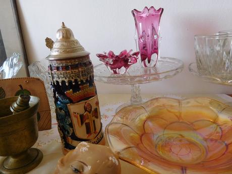 Sklo,porcelán,keramika,smalt,textilie,