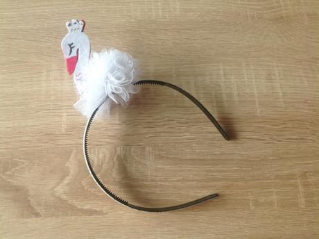 Labuťková čelenka, 