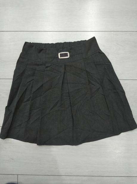 Sukna, marks & spencer,134