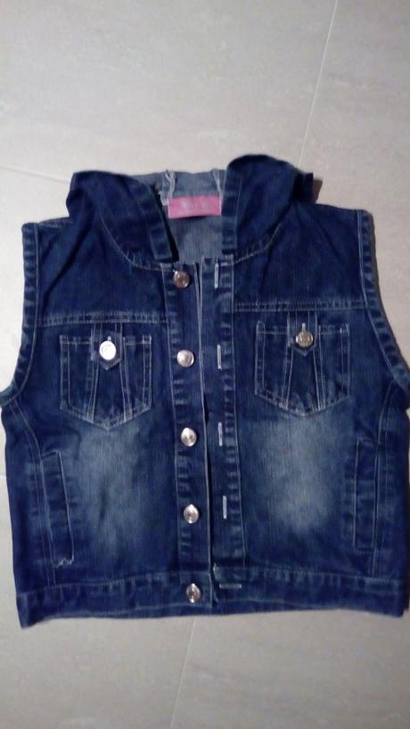 Rifľová vesta veľkosť 110/116 super stav, 116