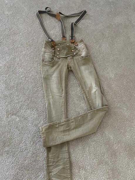 Rifle s odopinatelnymi trakmi, s