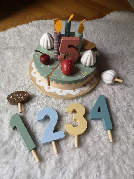 Drevená torta little duch, 