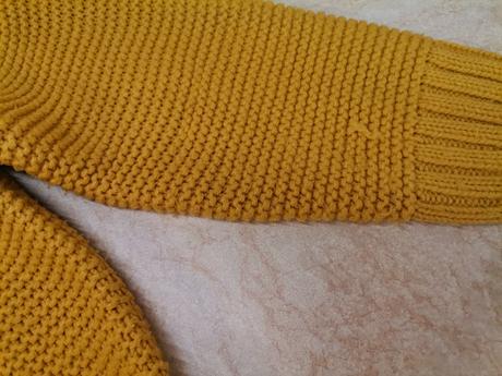 Sveter, reserved,128