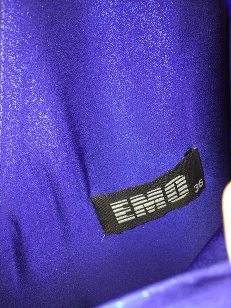 Spoločenské šaty, 36