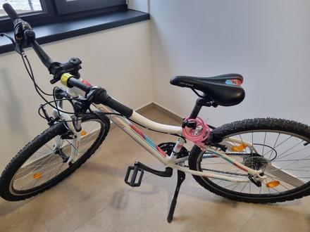 Dievčenský bicykel, 26