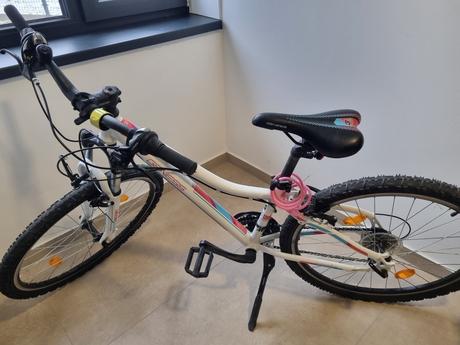 Dievčenský bicykel, 26