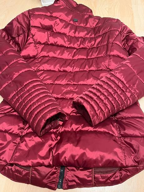 Vínovo červená/burgundy bunda, timeout,s