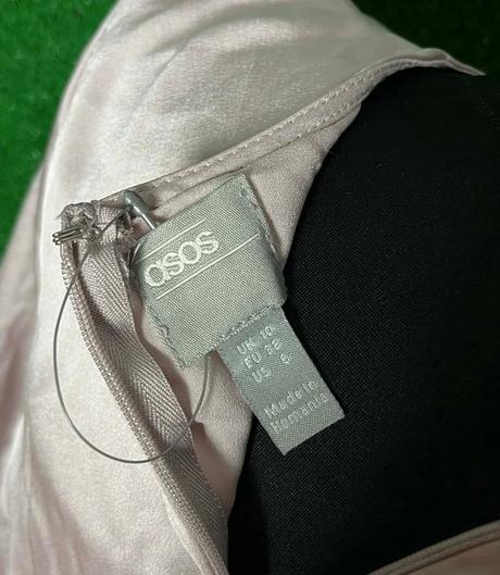 Dámske šaty asos - s, s