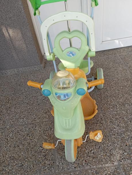 Predám zachovalý vozíček ktorý aj hraje, 