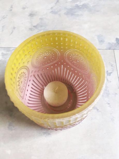 Sklenený mandala svietnik,