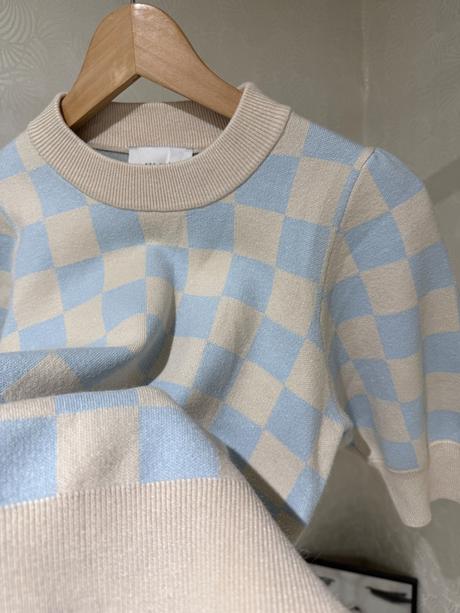 Svetrikovy top neo noir, s