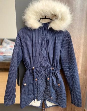 Puntíkovaná zimná parka, gate,s