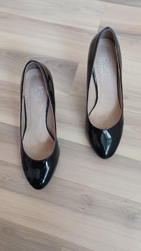 Lakované čierne lodičky + náhradné opätky, 36