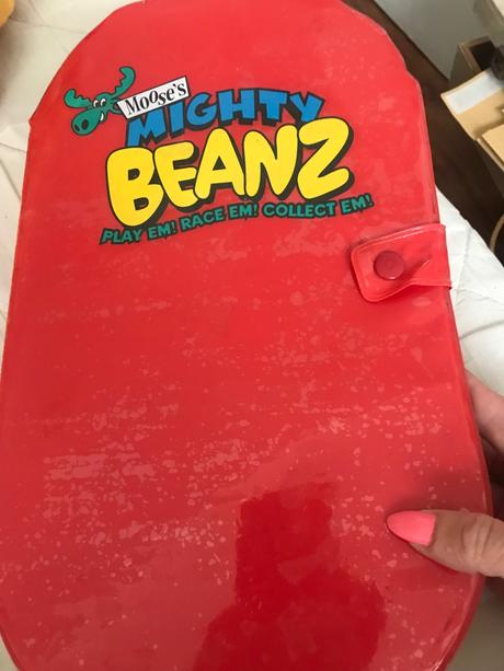 Zbierka fazuliek mighty beanz, 