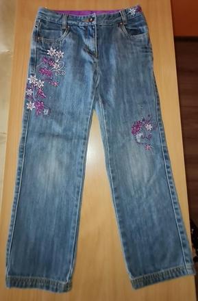 Vyšívané rifle, next,122