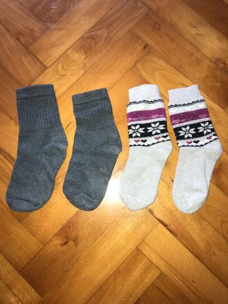 2 páry - hrubé ponožky,