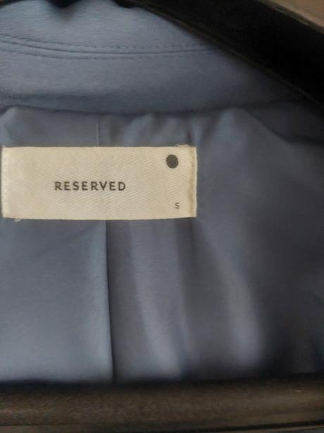 Biznis kostým, reserved,s