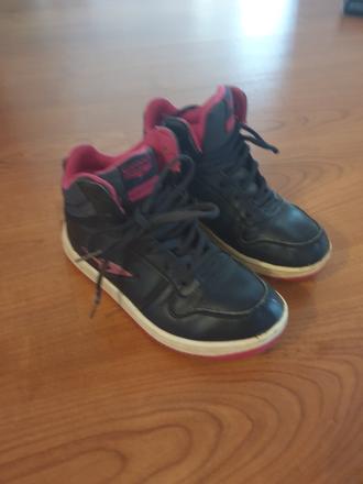 Super nepremokave jesenne tenisky, 33