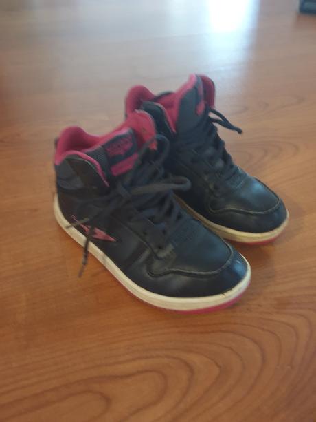 Super nepremokave jesenne tenisky, 33