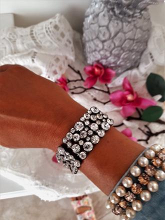 Elastický náramok, 