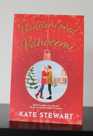 Nadělení před vánocemi,