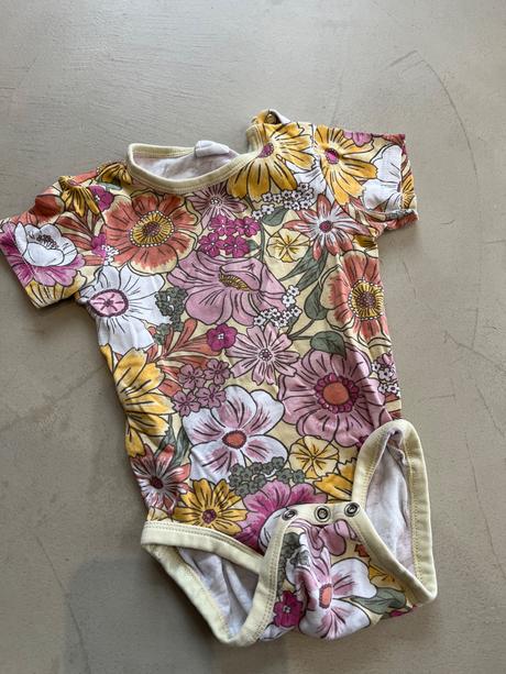 Balík oblečenia pre dievčatko veľ 74, 68–80