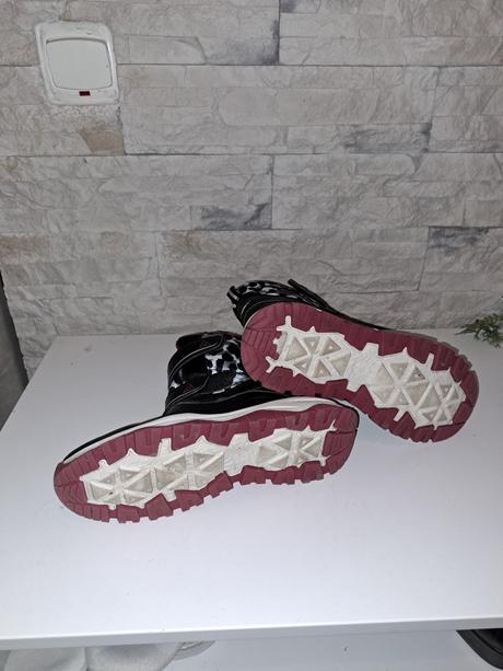 Snehule, pepperts,37