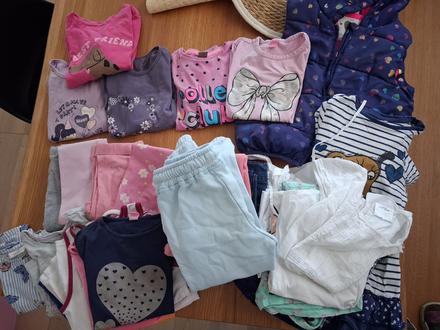 Balík oblečenia pre 4-5 ročne dievcattko, 104–116