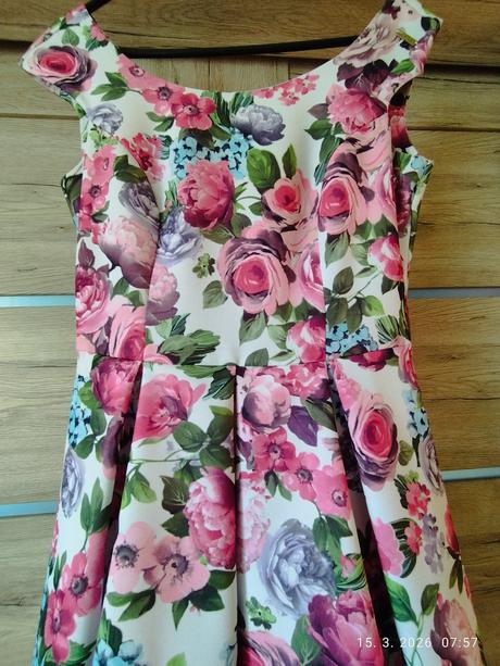 Šaty na oslavu,svadbu, evita,36