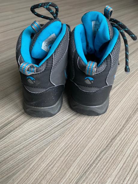 Turistické topánky, 32