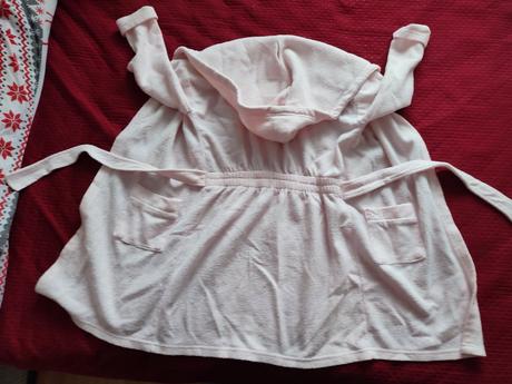 Dievčenský župan, 128