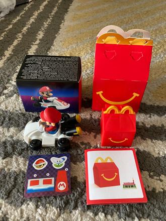 Happy meal hračky, 