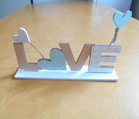 Stojaca dekorácia love,