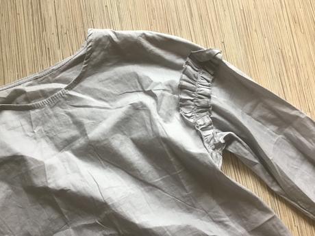 Krasna bluzka s voalnikmi /2e, 40 / m