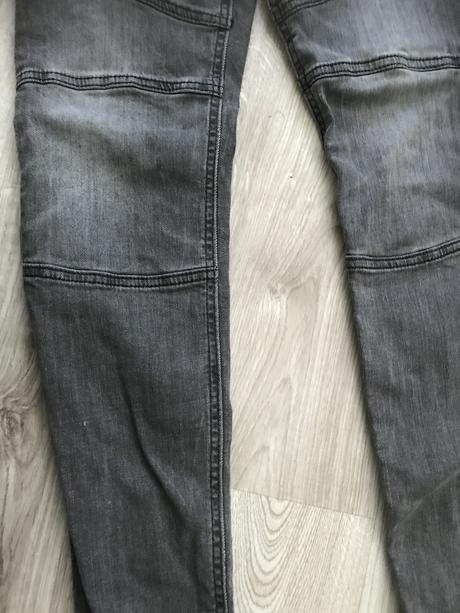 Rifle motorkarske šedé 152, h&m,152