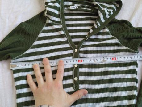 Pásikavé tričko s kapucňou splendid, s