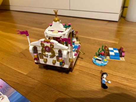 Lego disney 41153 arielin kráľovský čln na oslavy,